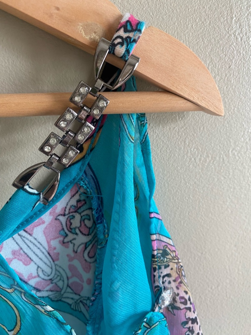 Turquoise Cold-Shoulder Chain-Print Tunic Top - Picture 4 of 9